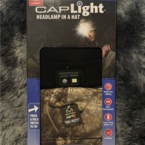Realtree Camo Cap with Built-in Headlamp